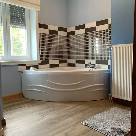 Дом отдыха Au Bord De L'eau *