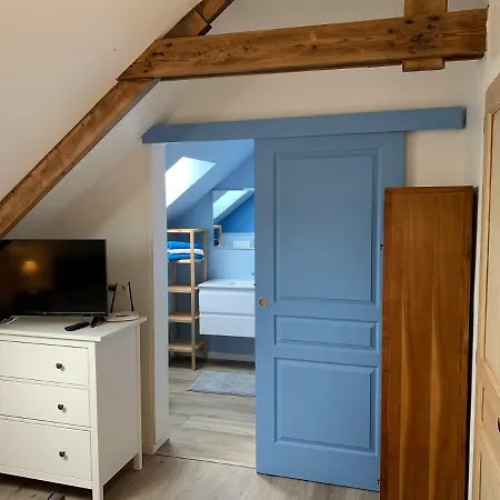 Au Bord De L'eau Дом отдыха