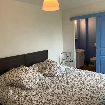 Au Bord De L'eau * Le Bizet