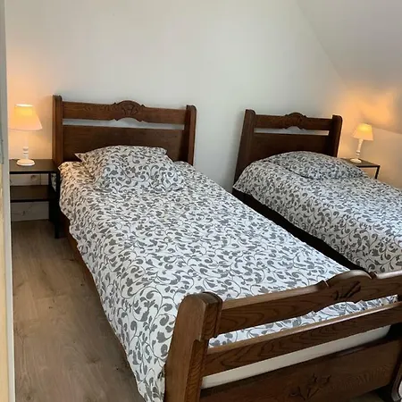 Au Bord De L'eau Дом отдыха *