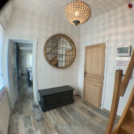 Au Bord De L'eau Дом отдыха