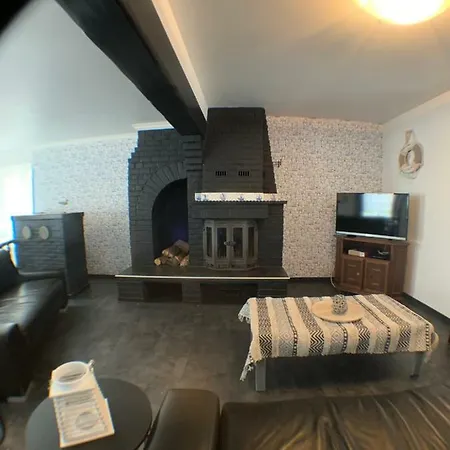 Au Bord De L'eau * Le Bizet