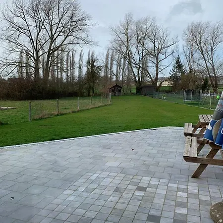 Au Bord De L'eau * Le Bizet