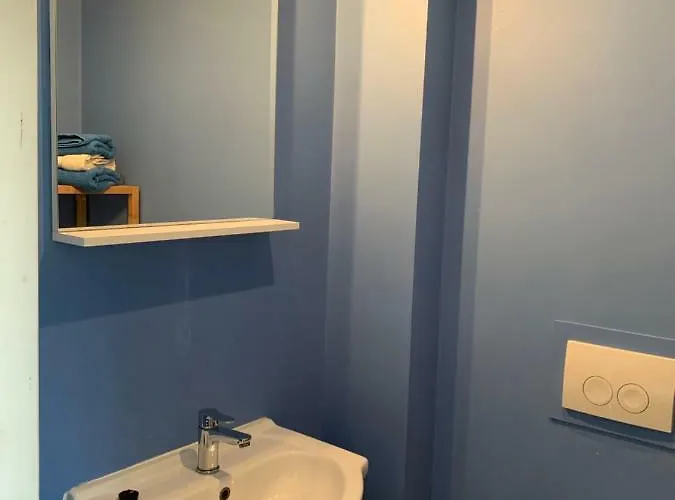 Holiday home Au Bord De L'eau Le Bizet